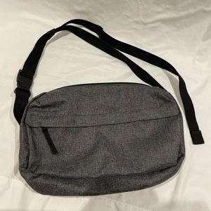 Fanny pack